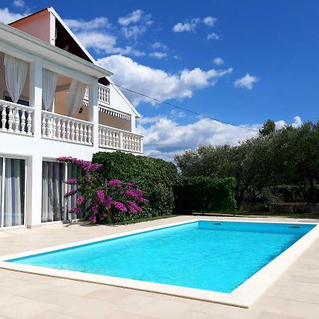 Holiday Home Villa Emma Debeljak Екстериор снимка
