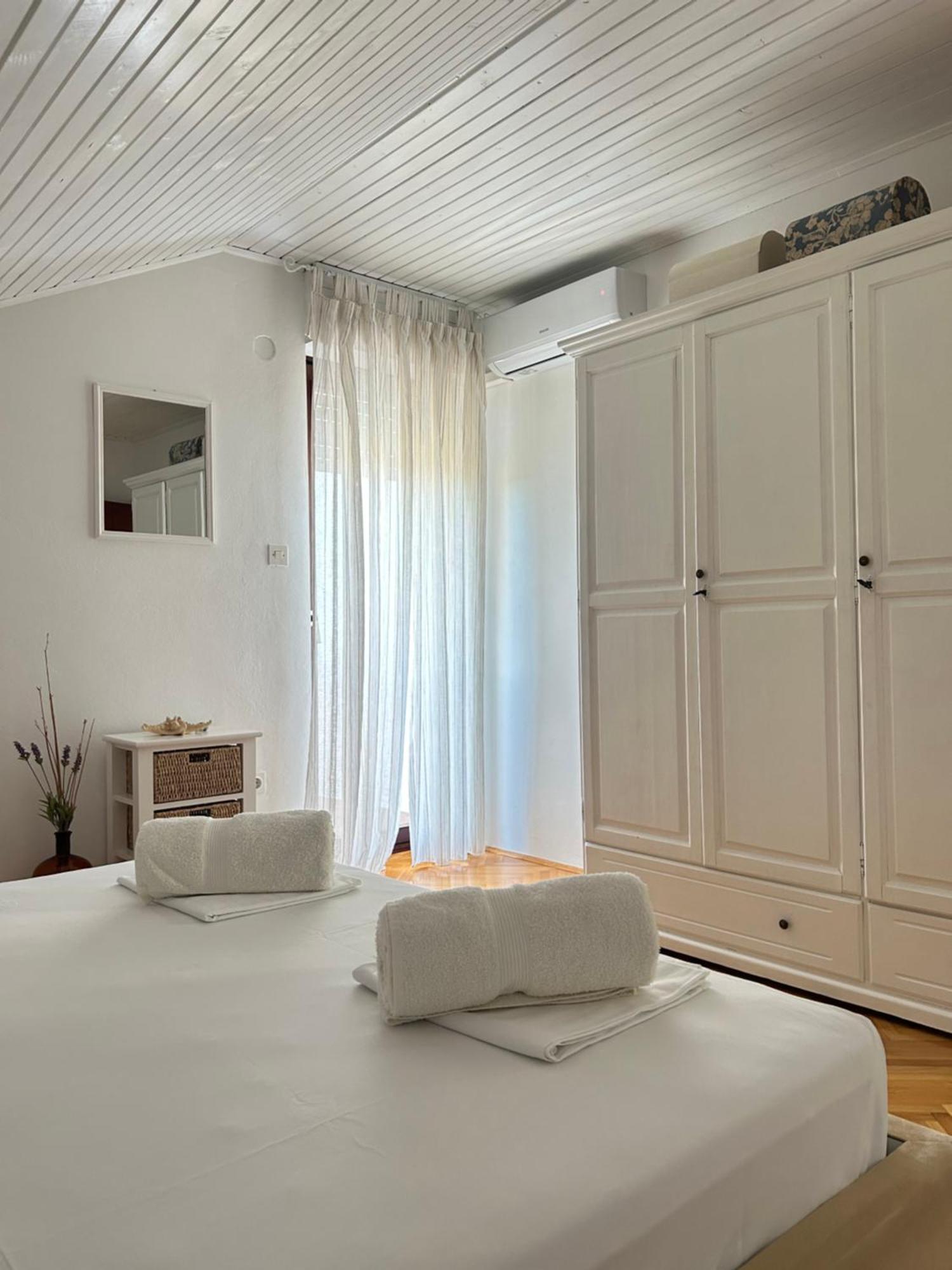 Holiday Home Villa Emma Debeljak Екстериор снимка