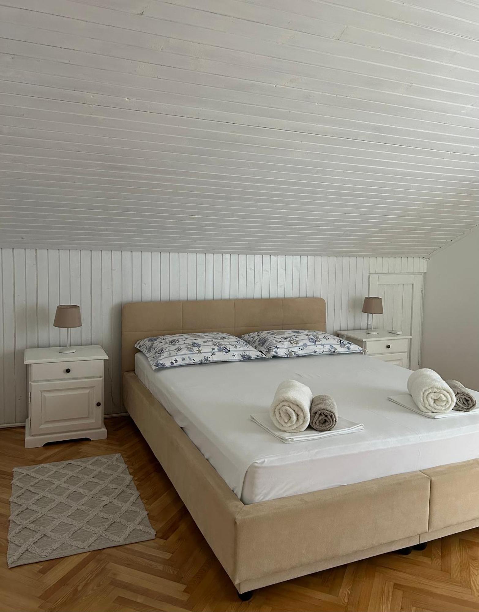 Holiday Home Villa Emma Debeljak Екстериор снимка
