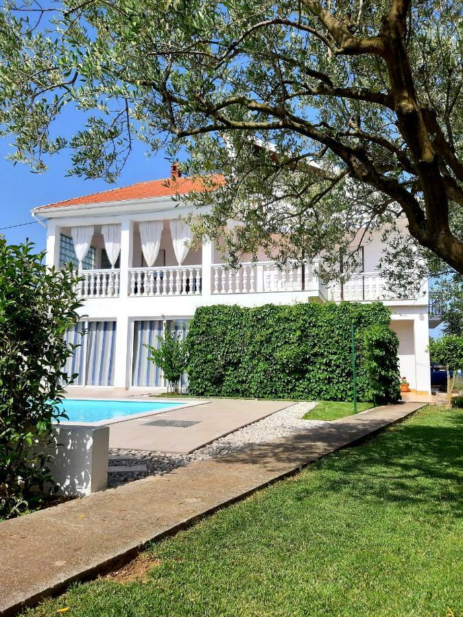 Holiday Home Villa Emma Debeljak Екстериор снимка
